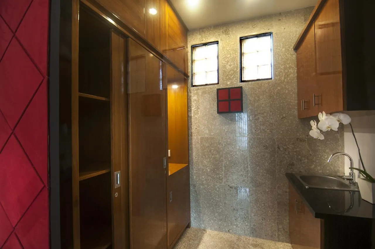 Hotel Trumbu Nusa Jimbaran